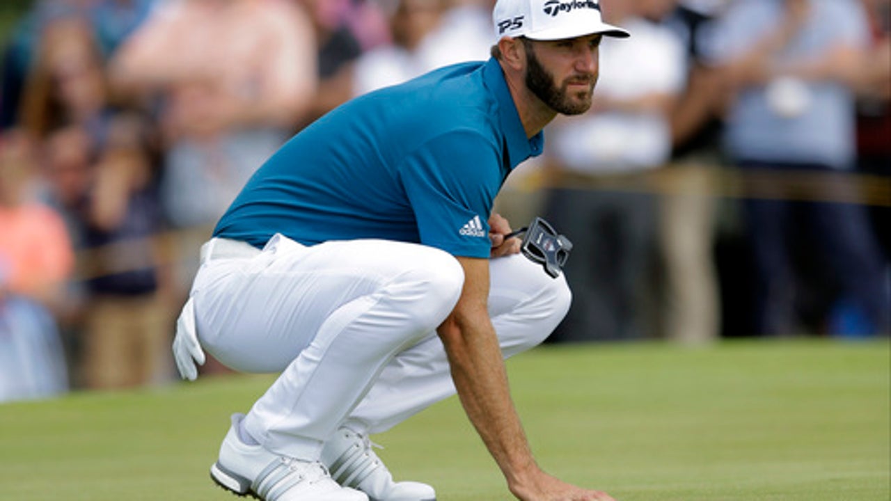The Latest: Spieth has 2-shot lead on final hole